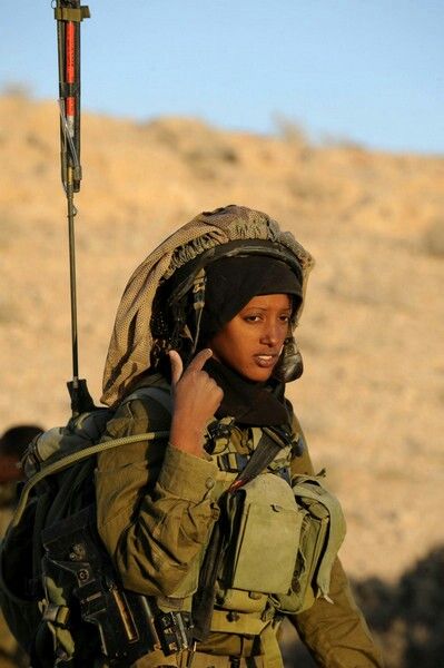 ethiopian female soldier